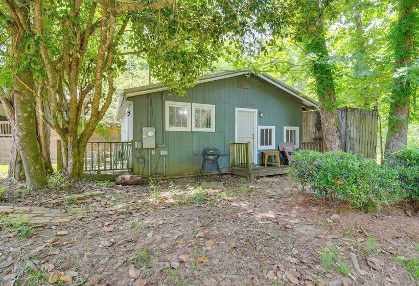 Hike, Fish, Kayak: Fairhope  River Cottage