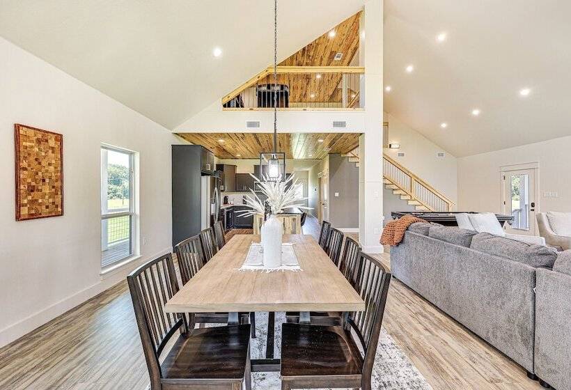 Riverfront Murfreesboro Cabin W/ Fire Pit