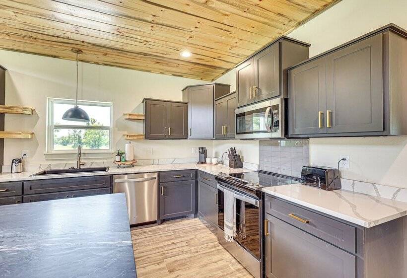 Riverfront Murfreesboro Cabin W/ Fire Pit