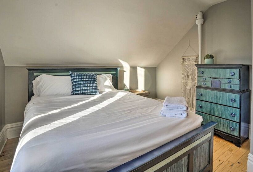 Saint Paul Home In Historic Cathedral Hill