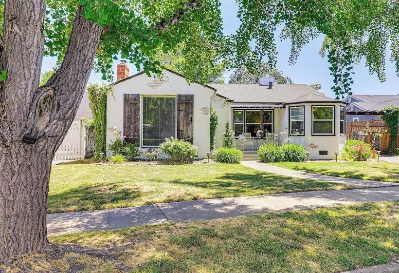 Santa Rosa Home W/ Fire Pit < 1 Mi To Downtown!