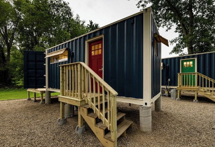 Schuyler Yacht Basin