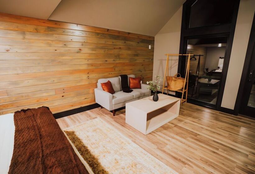 Starlight Haven Weiss Lake