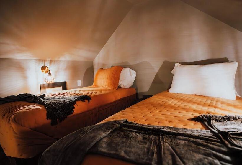 Starlight Haven Weiss Lake