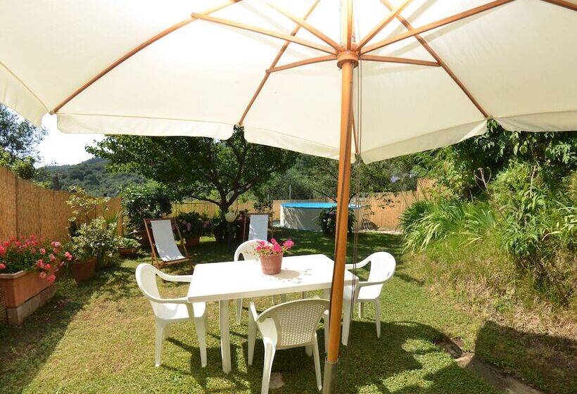 Stone House, Immersed In Nature With Fenced Garden And Private Pool