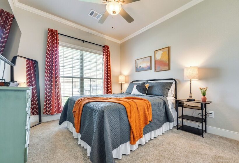 Texas Home W/ Hot Tub: 3 Mi To Downtown Canyon!