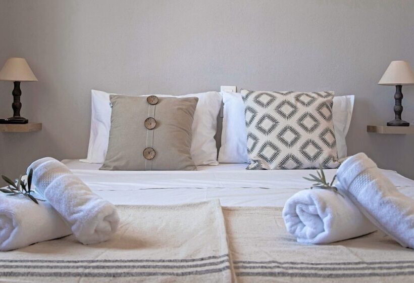 Thalia Bloom Villa Apartments