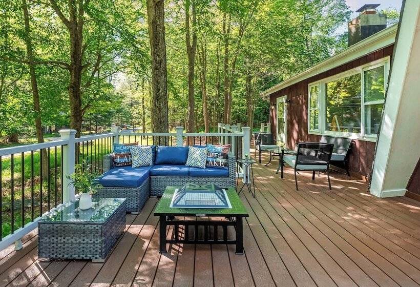 Tomhickon By Avantstay Walk To Lake Firepit + Deck