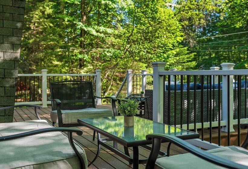 Tomhickon By Avantstay Walk To Lake Firepit + Deck