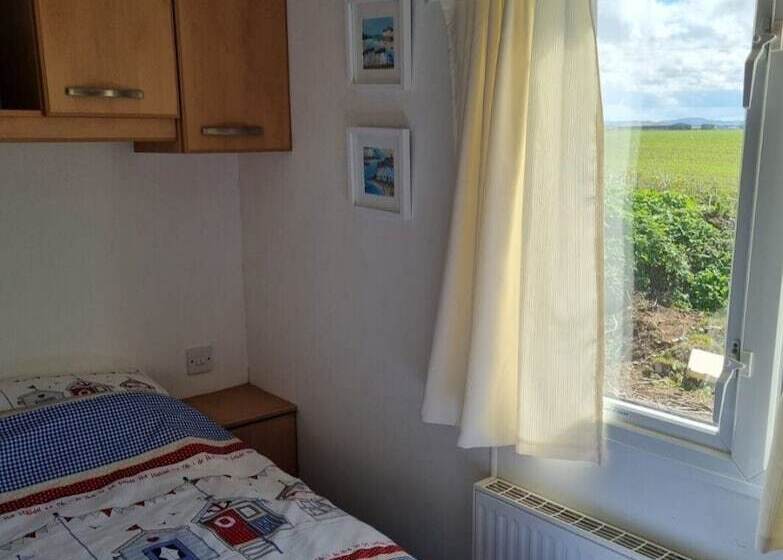 Watergate Lane Hideout