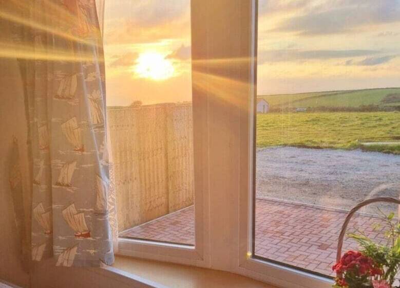 Watergate Lane Hideout