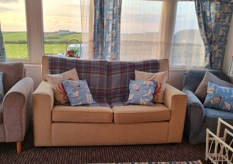 Watergate Lane Hideout