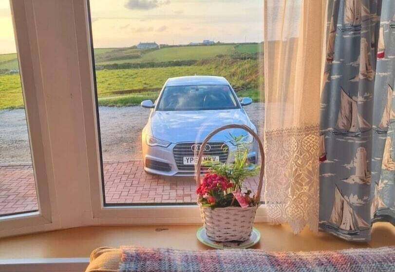 Watergate Lane Hideout