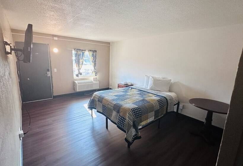 בית מלון כפרי Hallmark Inn