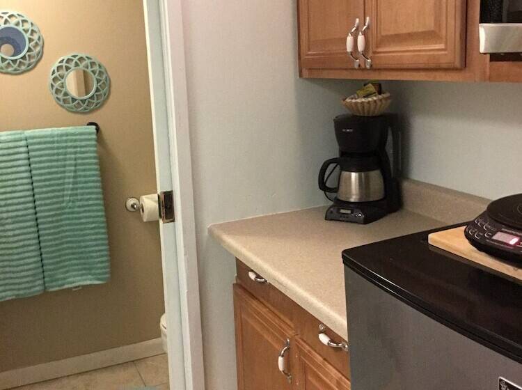 בית מלון כפרי Kona Islander Inn Condos