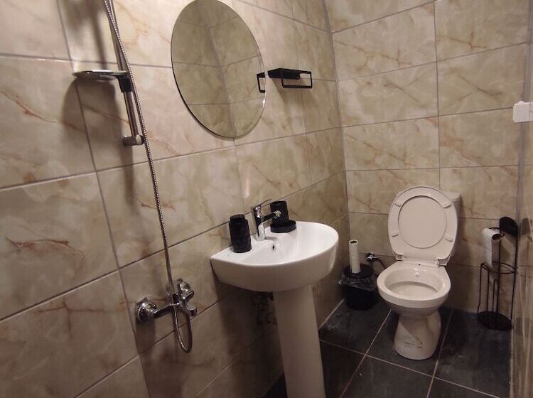 هتل Pin Traveler House