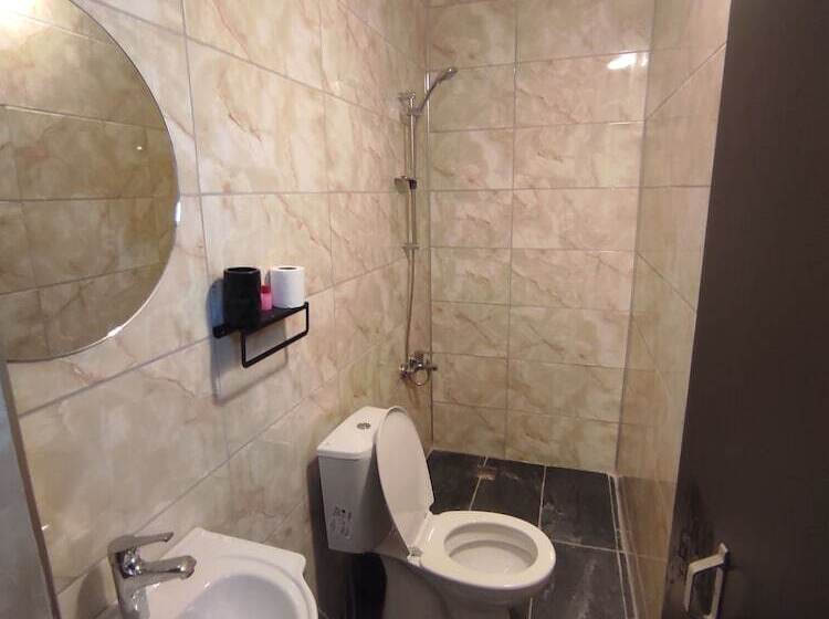 هتل Pin Traveler House