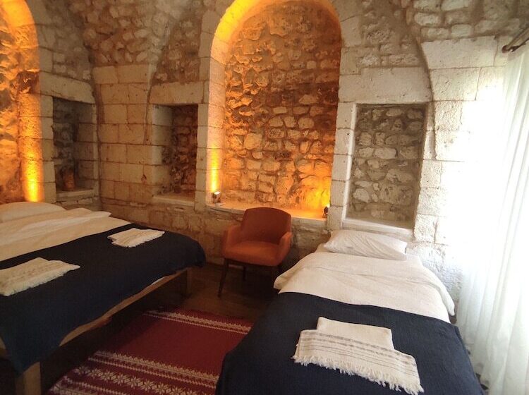 هتل Pin Traveler House