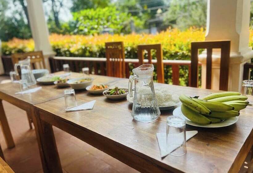 بنسيون Stadium Reach Layathraa