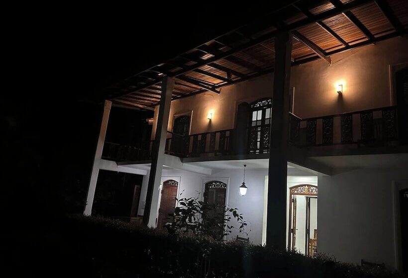 بنسيون Stadium Reach Layathraa