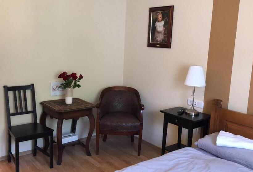 Rheinliebe Bistro Und Pension