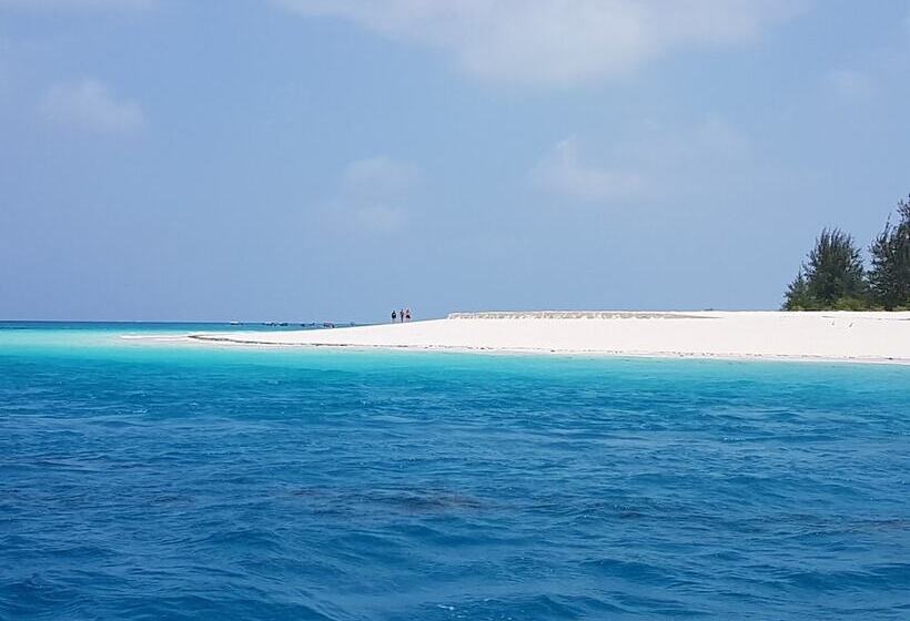 ユースホステル Sagando Bungalows