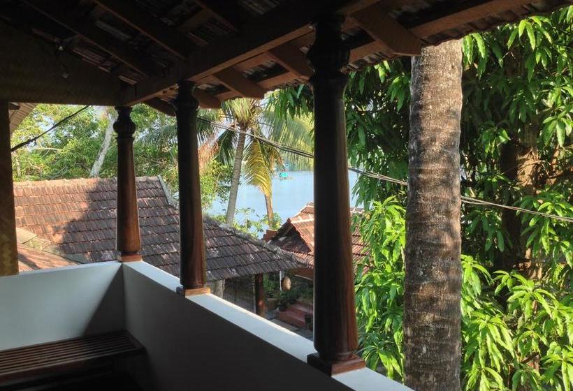 민박 Ambadi Villas