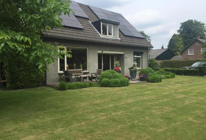 צימר Bed En Breakfast De Kees