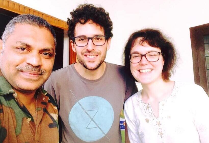 تختخواب و صبحانه Green Leaf Home Stay