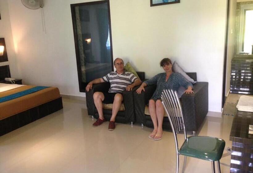 تختخواب و صبحانه Green Leaf Home Stay