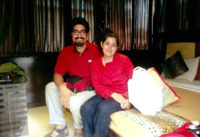 تختخواب و صبحانه Green Leaf Home Stay