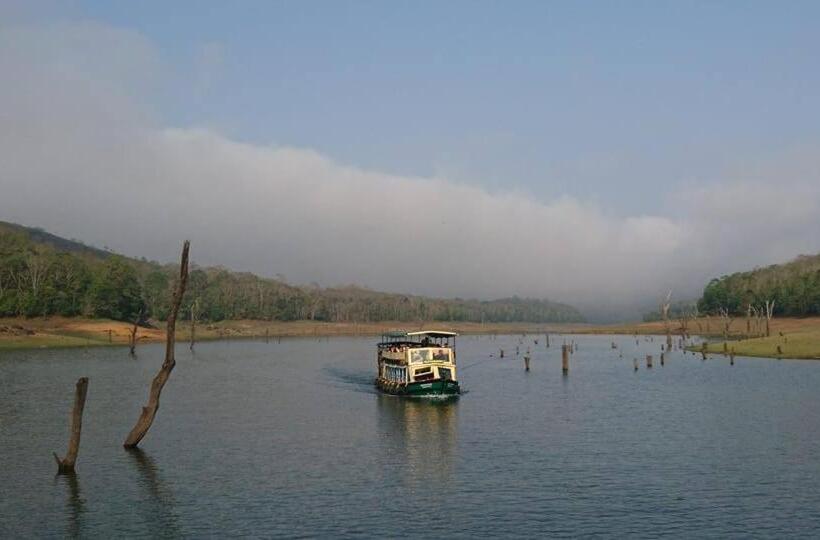 تختخواب و صبحانه Green Leaf Home Stay