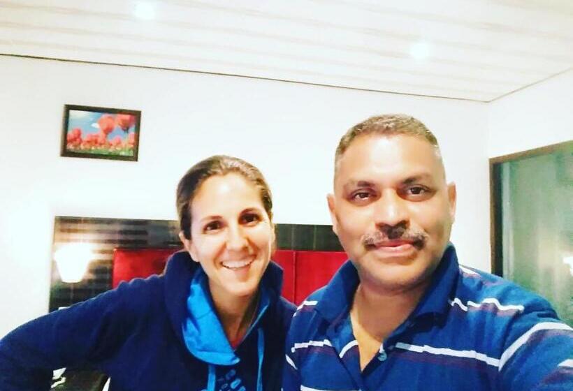 تختخواب و صبحانه Green Leaf Home Stay