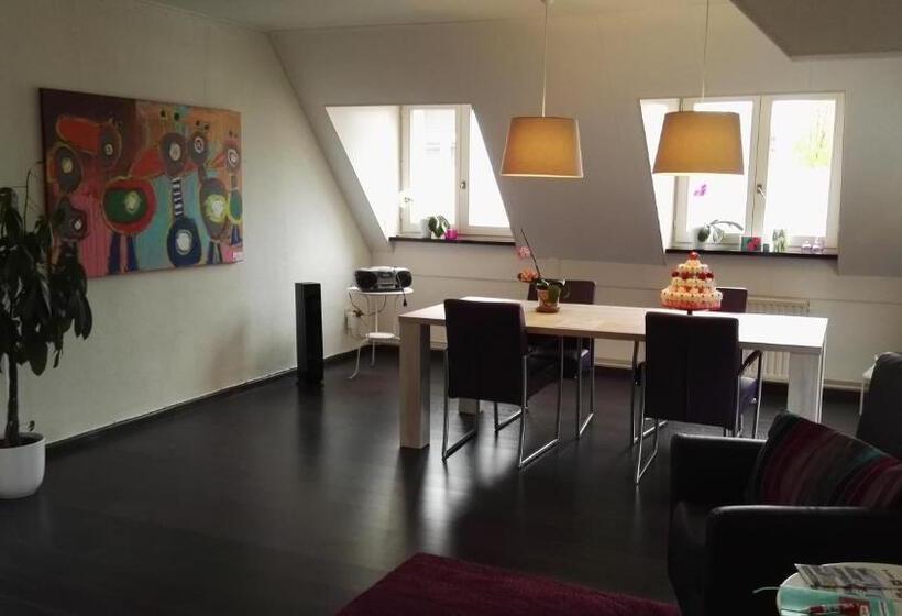 تختخواب و صبحانه Halte 46 Weert