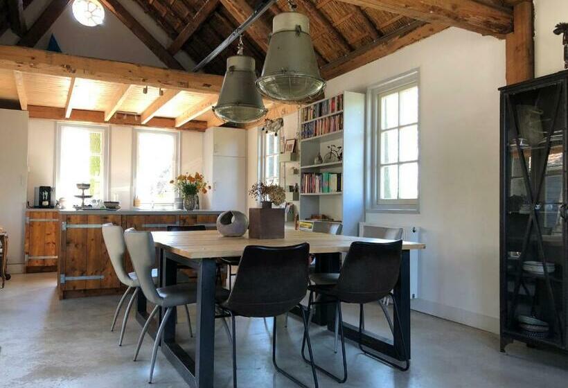 צימר Hof Van Eersel