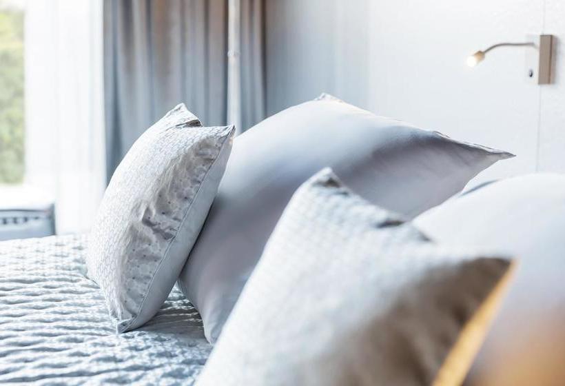 تختخواب و صبحانه La Marquise Chambres D Hãƒæ’ã‚â´tes De Luxe