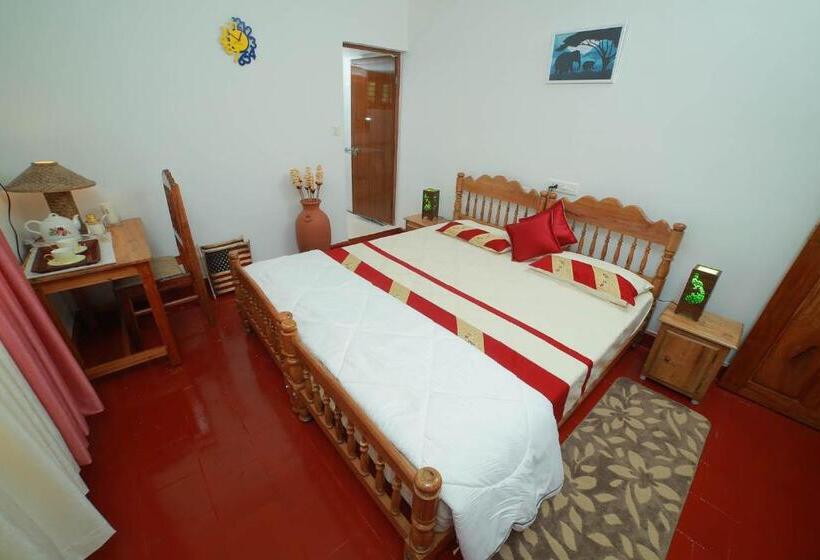 تختخواب و صبحانه Mulberry Homestay