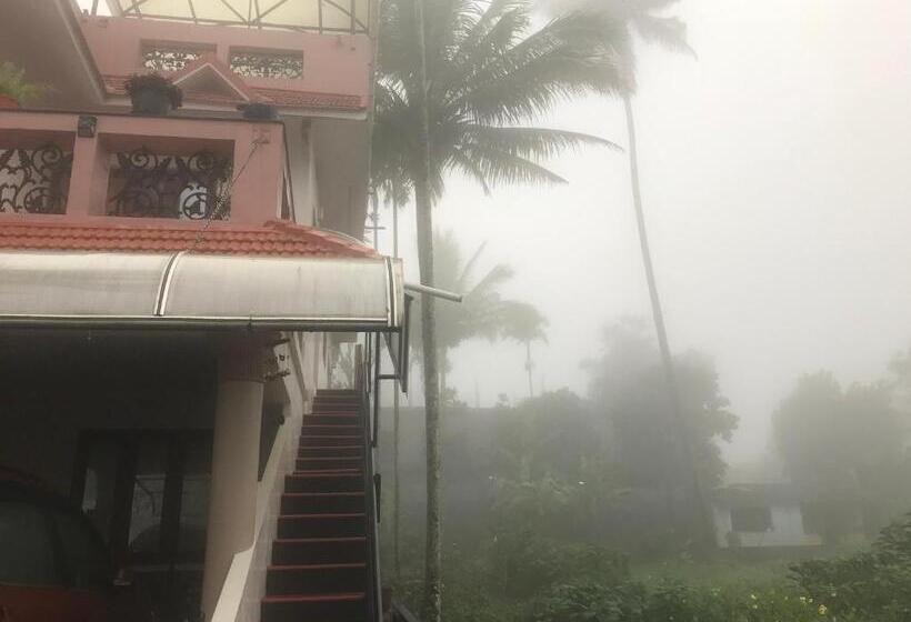 تختخواب و صبحانه Mulberry Homestay