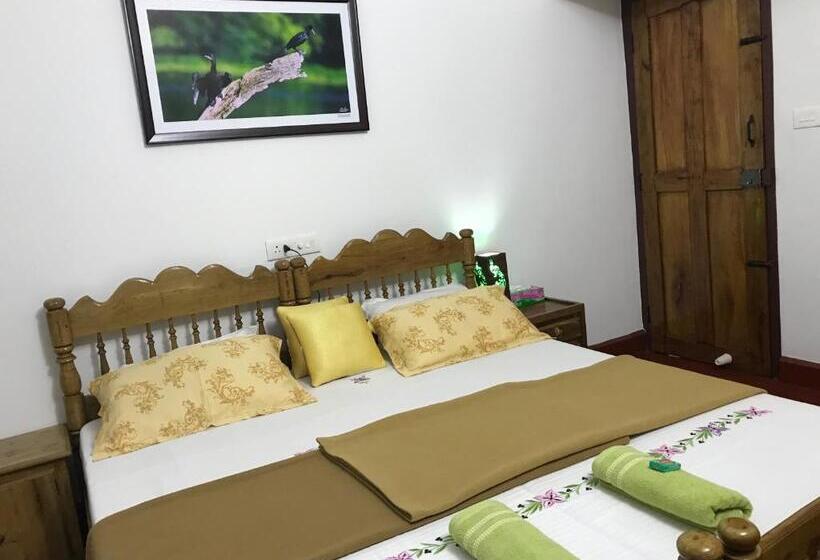 تختخواب و صبحانه Mulberry Homestay