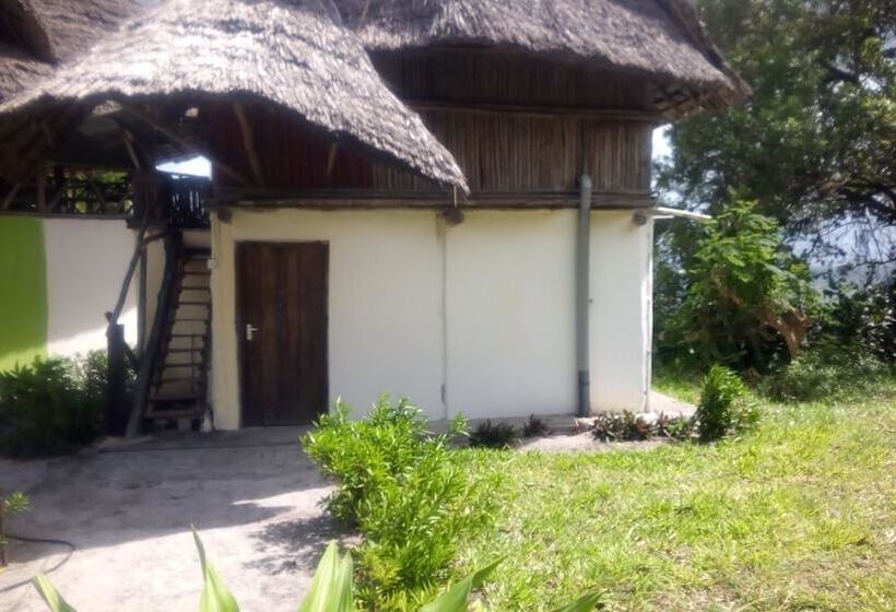 مبيت وإفطار Nyumbani Rest House