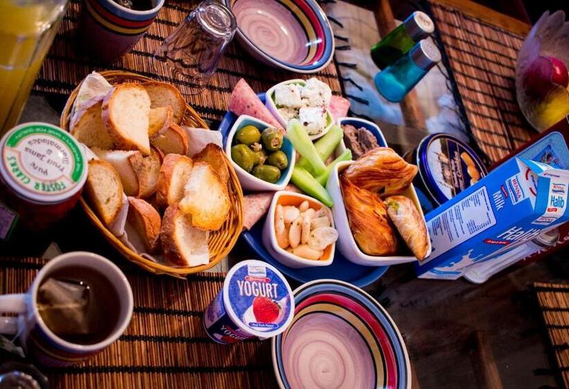 تختخواب و صبحانه Sunshine Court