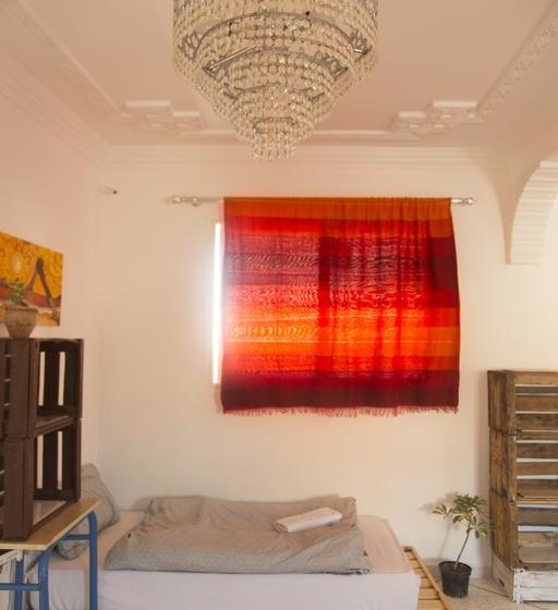 تختخواب و صبحانه La Surf House Morocco