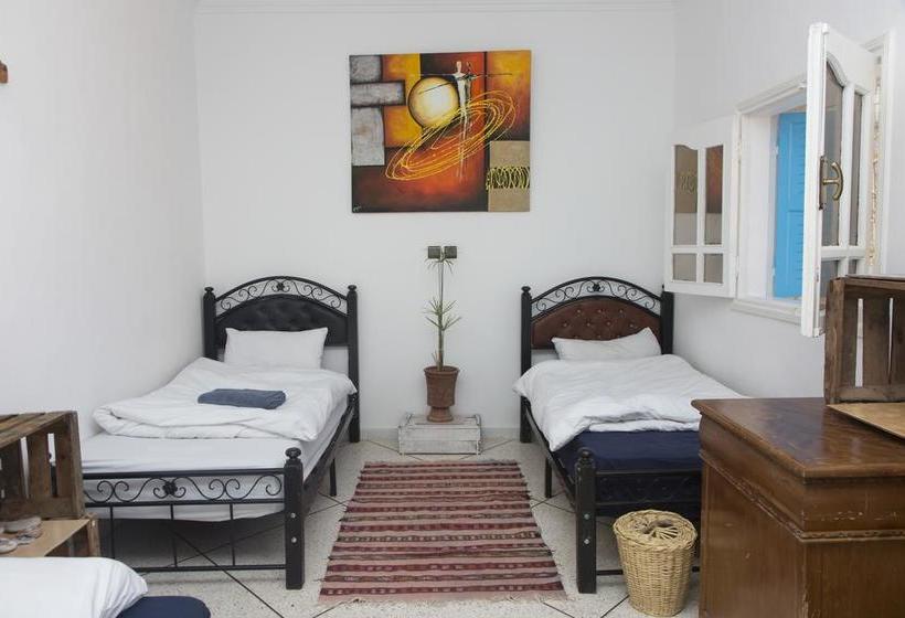 تختخواب و صبحانه La Surf House Morocco