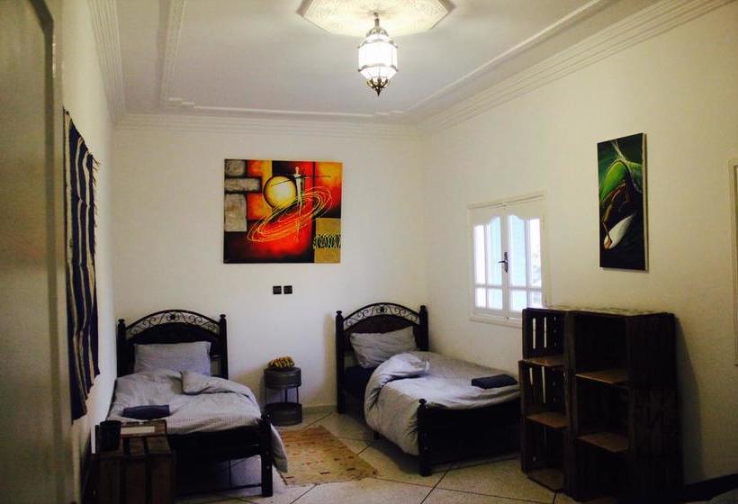 تختخواب و صبحانه La Surf House Morocco