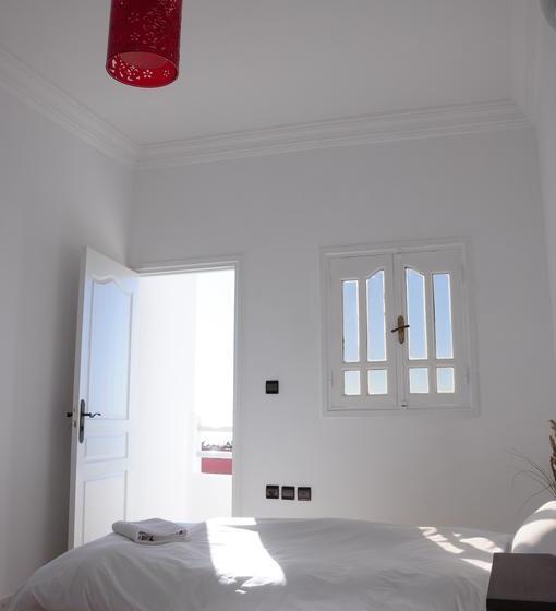 تختخواب و صبحانه La Surf House Morocco