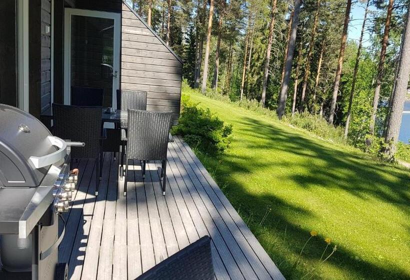 مبيت وإفطار Varjola Holiday Center