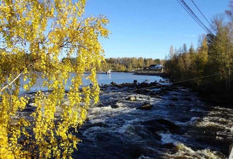 민박 Varjola Holiday Center