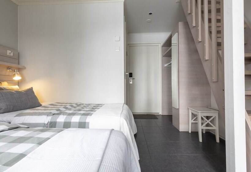 مبيت وإفطار Varjola Holiday Center