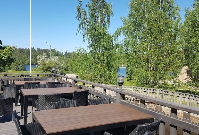 مبيت وإفطار Varjola Holiday Center