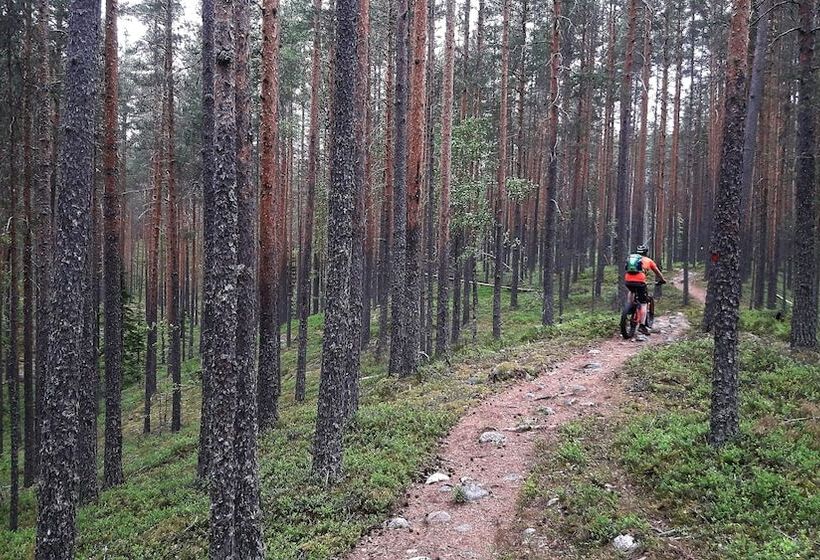 مبيت وإفطار Varjola Holiday Center